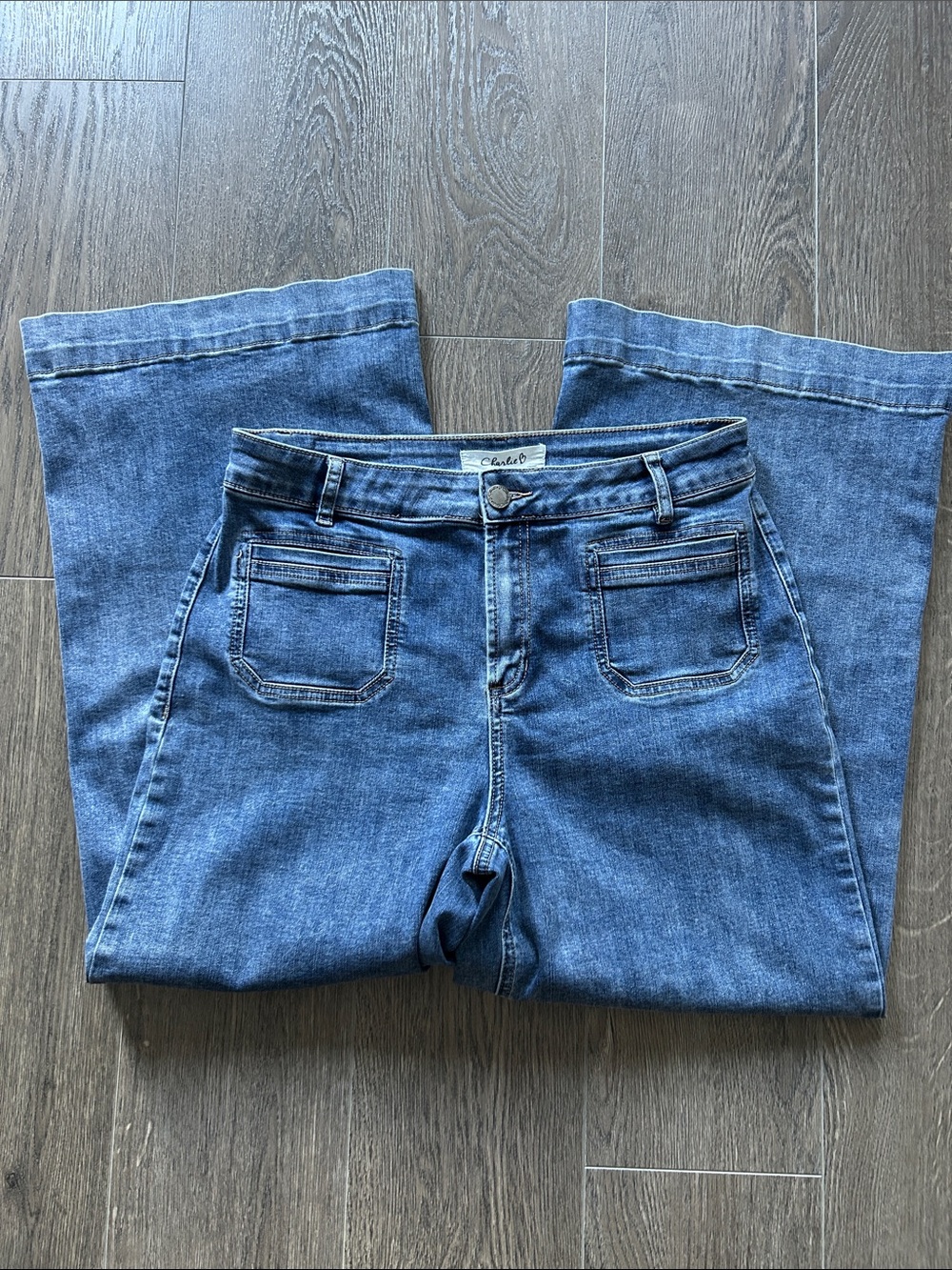 Charlie B wide Leg Ankle Crop Jeans